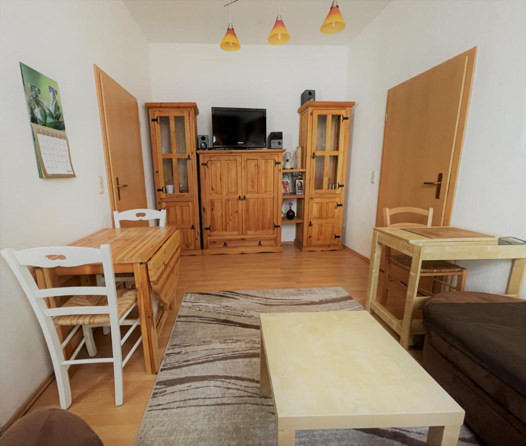 2-Raum Ferienwohnung In Connewitz Lipsia Esterno foto