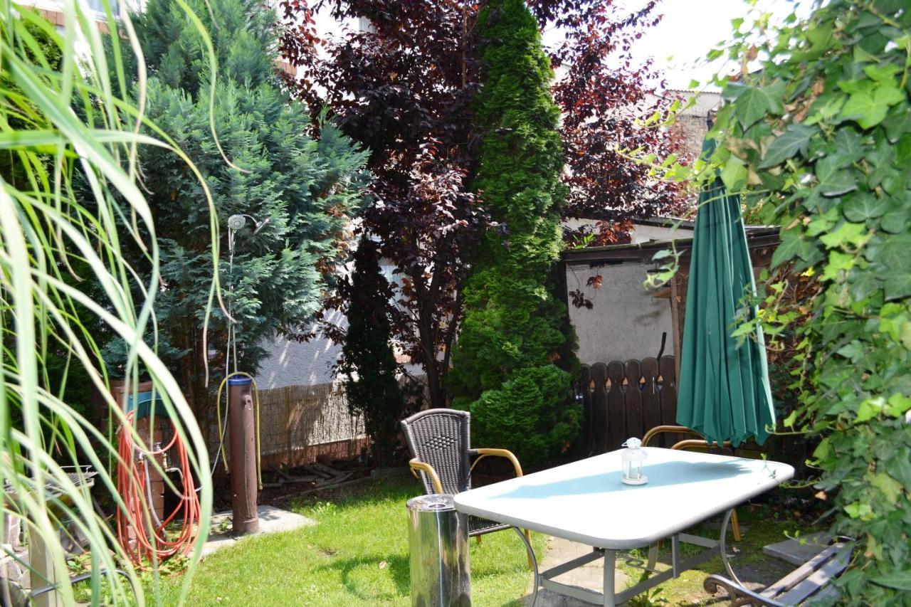 2-Raum Ferienwohnung In Connewitz Lipsia Esterno foto
